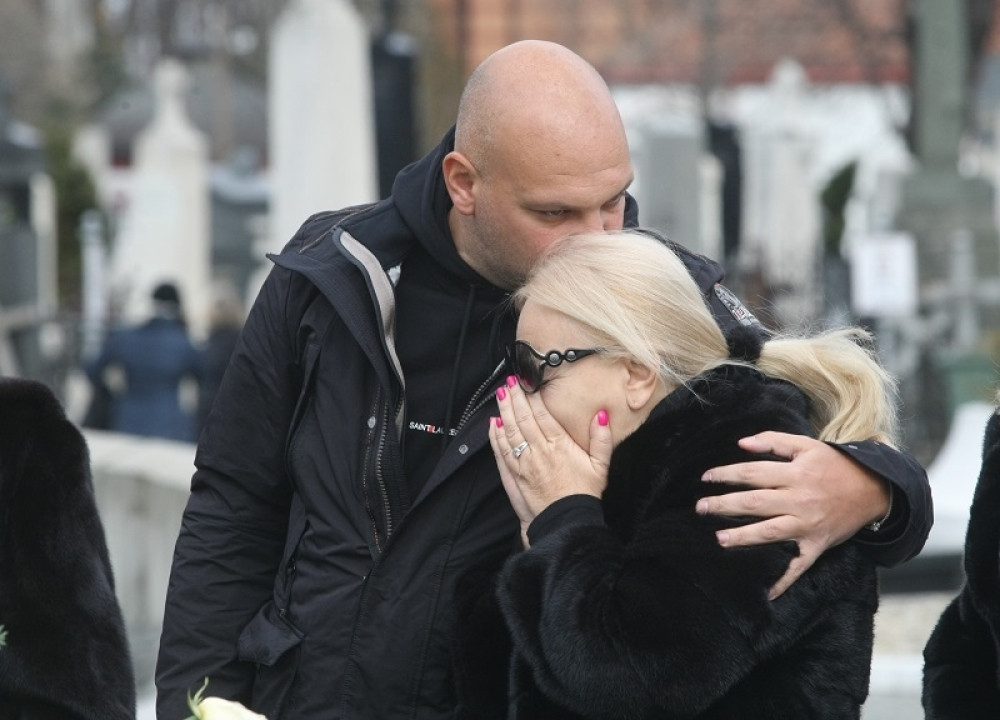 Prvo jutro posle Šabanove sahrane, porodica došla da zapali sveće, a onda su se začuli JECAJI!