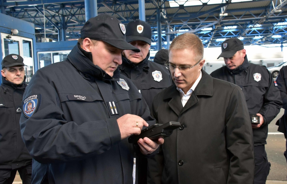 Nebojša Stefanović potvrdio da je kontrola na granici brza i efikasna!