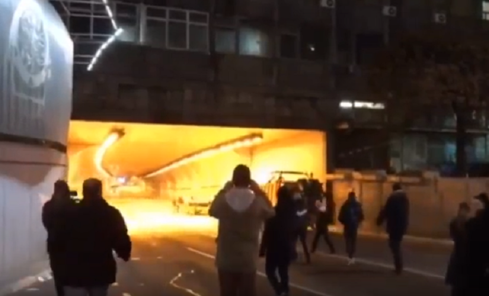 Pogledajte jeziv snimak napada na radnike "Gradske čistoće"! (VIDEO)