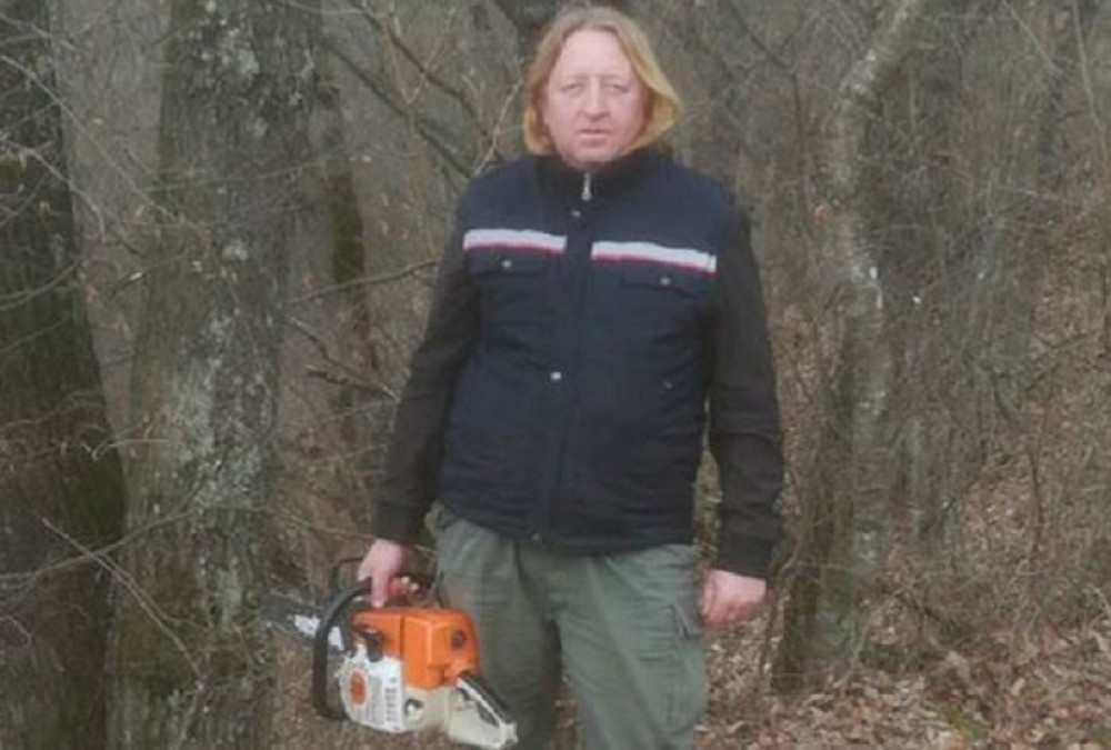 "Pucali su kao da im je poslednje, jedva sam stigao do mesta gde ima signala"