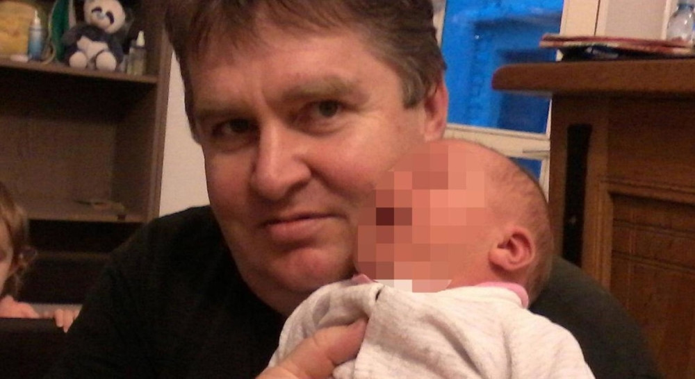 Otac pobacao svoje četvoro dece kroz prozor dok su bila u pidžamama, sve je bilo puno krvi! Majka dotrčala i rekla samo OVO (VIDEO)