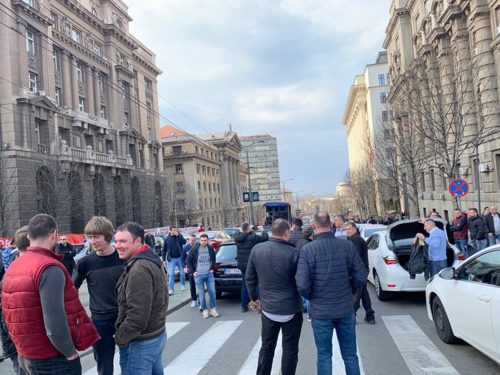 Predsednik udruženja CarGo uputio otvoreno pismo zbog protesta taksista!