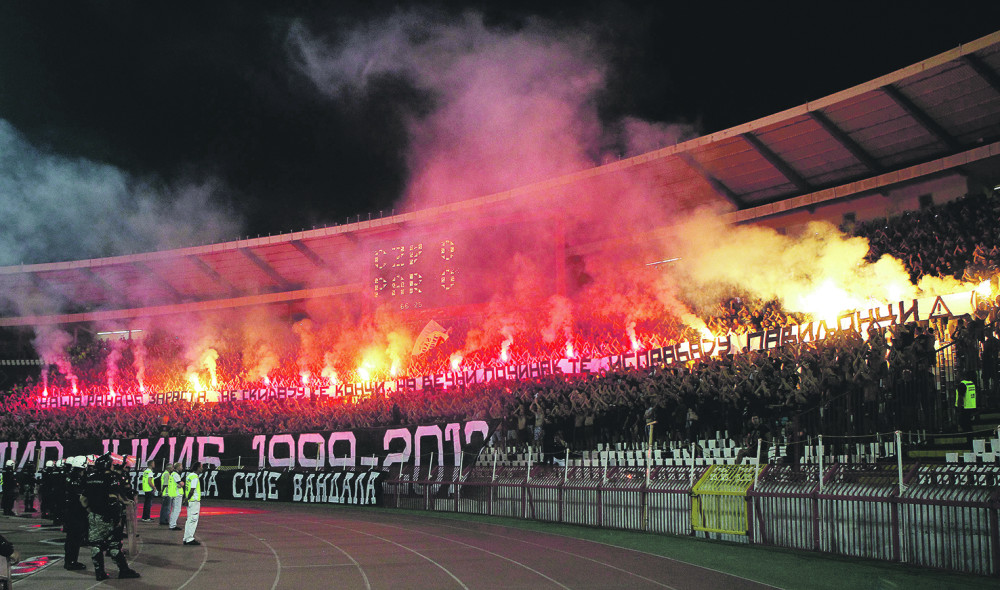 Prvo su se međusobno potukli, pa povredili pripadnika Žandarmerije