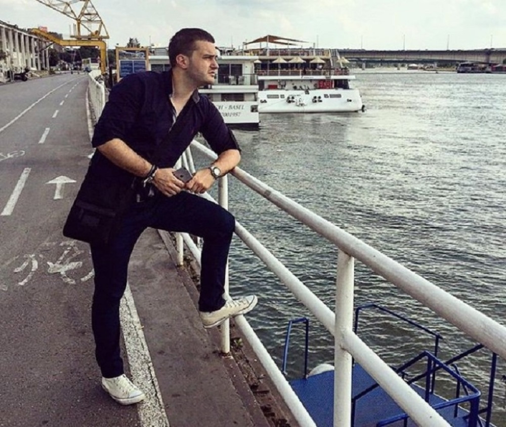 Naš popularni pevač POSTAO TATA! (FOTO)