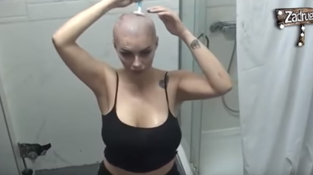 Zerina Hećo NAMERNO obrijala glavu? Tviter KLJUČA, pojavila se fotka koja otkriva sve! (FOTO)