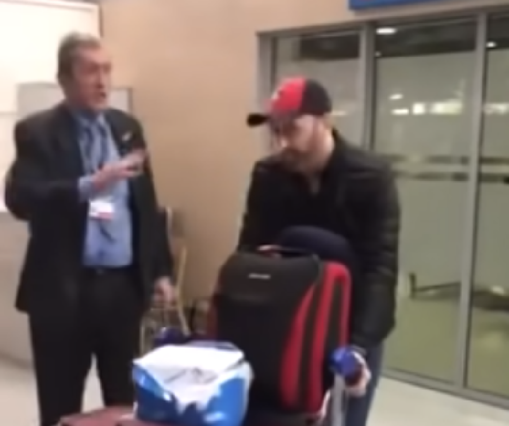 Šiptar ukrstio šake, radnik obezbeđenja ga izbacio! OVDE NEĆE BITI VELIKE ALBANIJE!