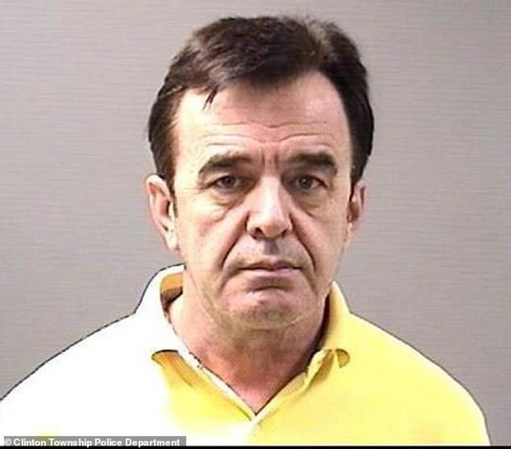 Šiptar napravio radionicu, kupio instrumente na internetu, pa VADIO LJUDIMA ZUBE!