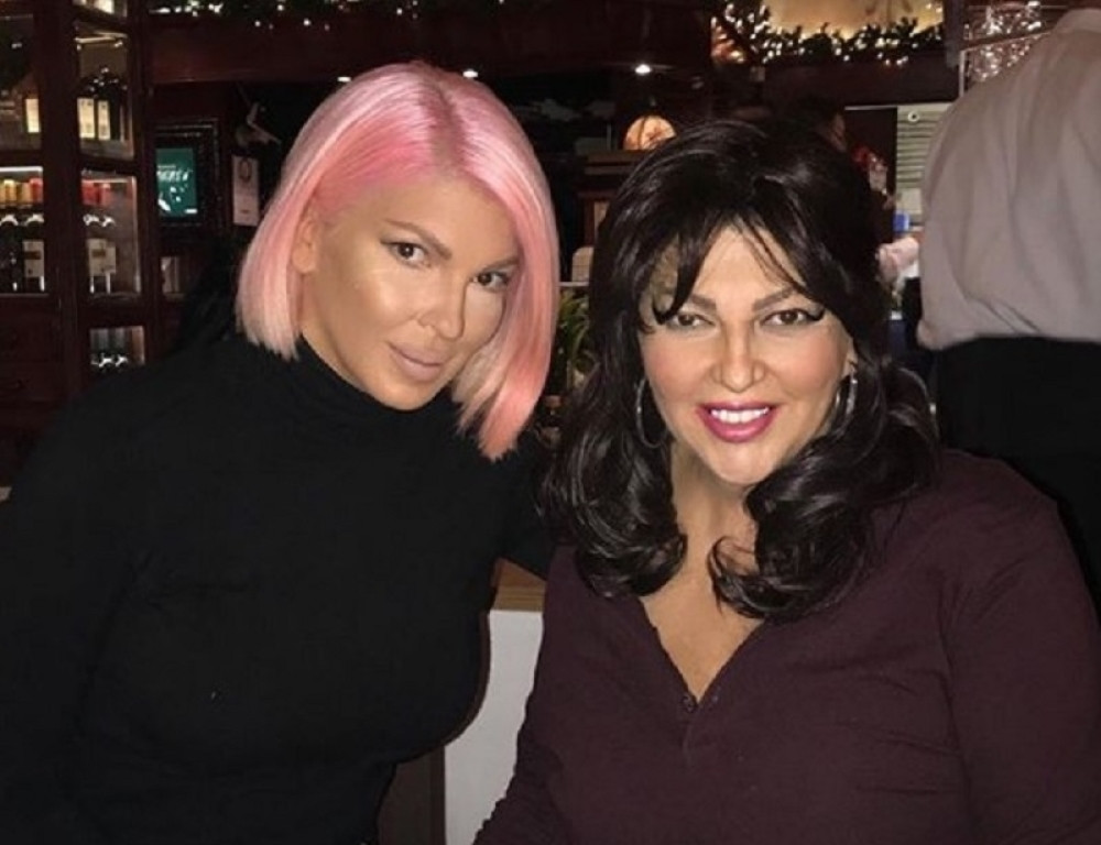 Pre samo mesec dana je OVO posvetila majci,  a sada je više nema! (FOTO)