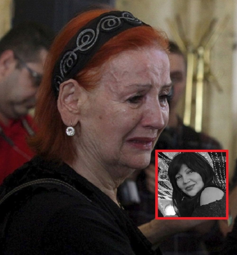 Lepa Lukić neutešna zbog SMRTI Divne Karleuše! Bile su dobre prijateljice, a evo zašto se dugo nisu čule!