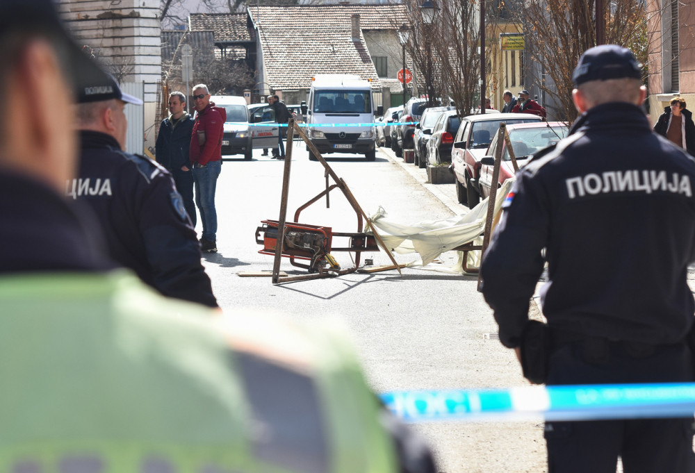Radnik pao na gradilištu! Lekari zatekli prizor od kog ćete se naježiti! (FOTO)