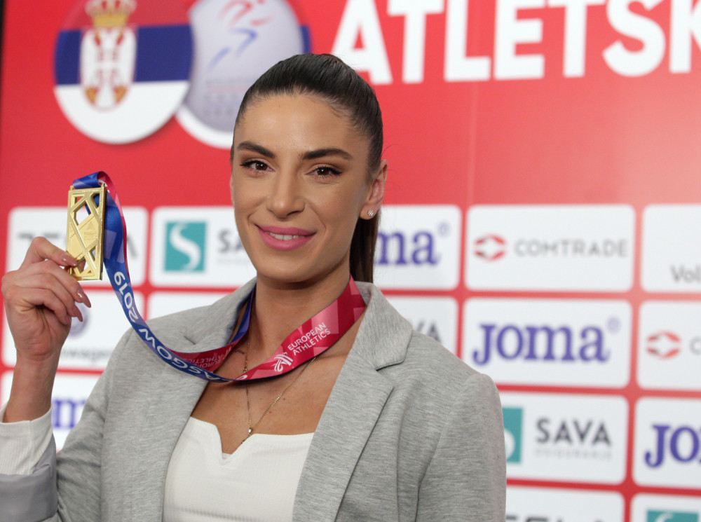 Prelepa Španovićka ne može da dočeka ove važne vesti