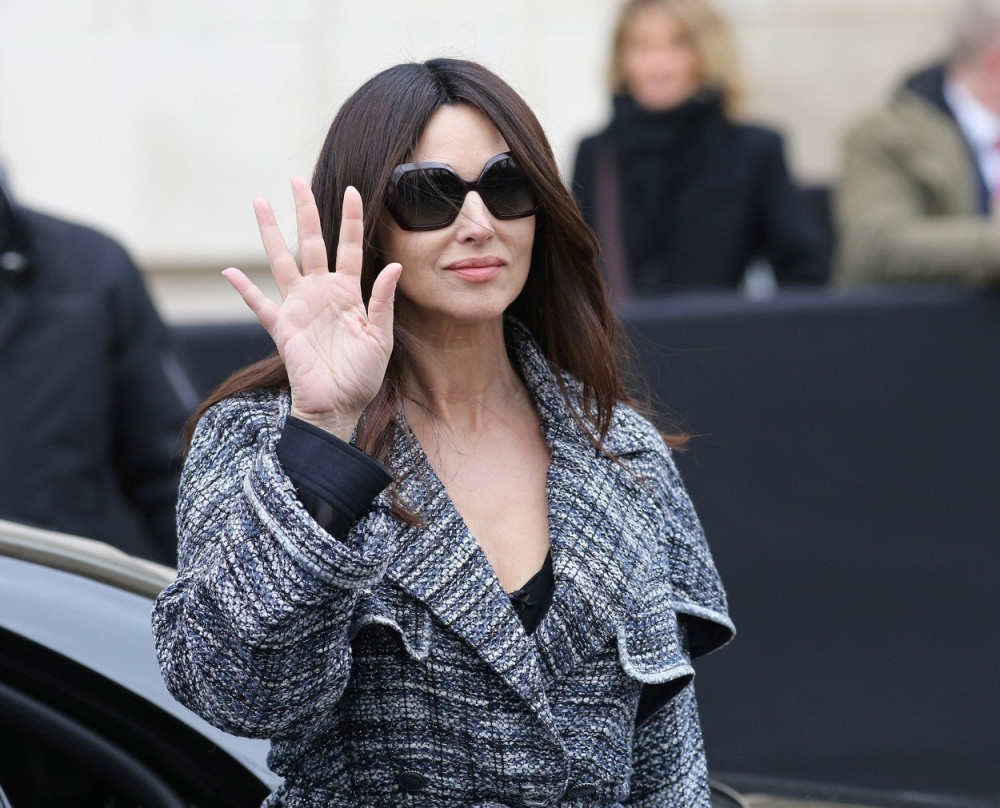 Ovo je novi dečko Monike Beluči! 18 godina je mlađi od nje i ludo je zaljubljen u glumicu! (FOTO)