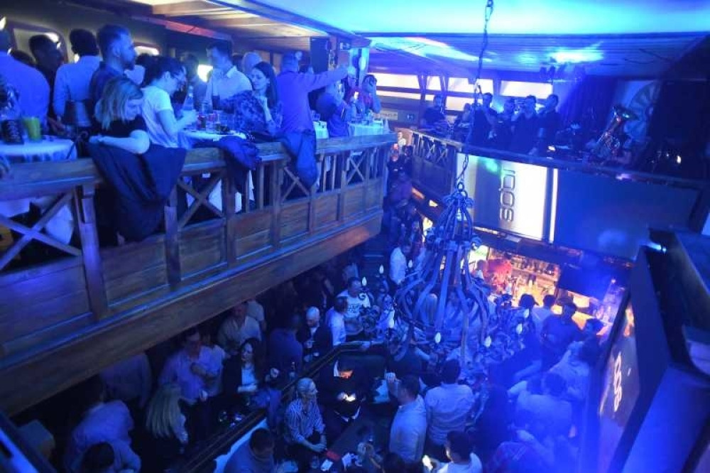 Zavirite na žurku održanu pretposlednje večeri "srpskog Davosa" (FOTO)