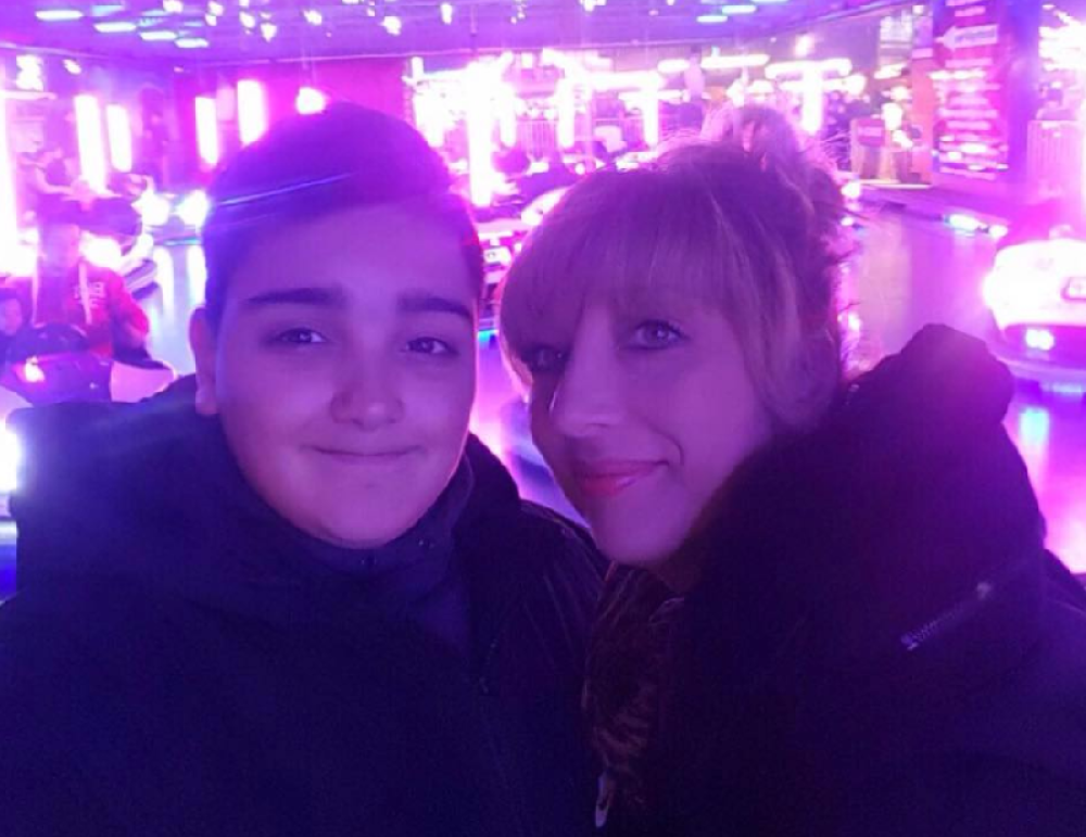 Naš sin (12) mi je rekao za tatinu "drugu devojku", a onda sam je pronašla na Fejsu. Posle njene objave mi se slošilo (FOTO)