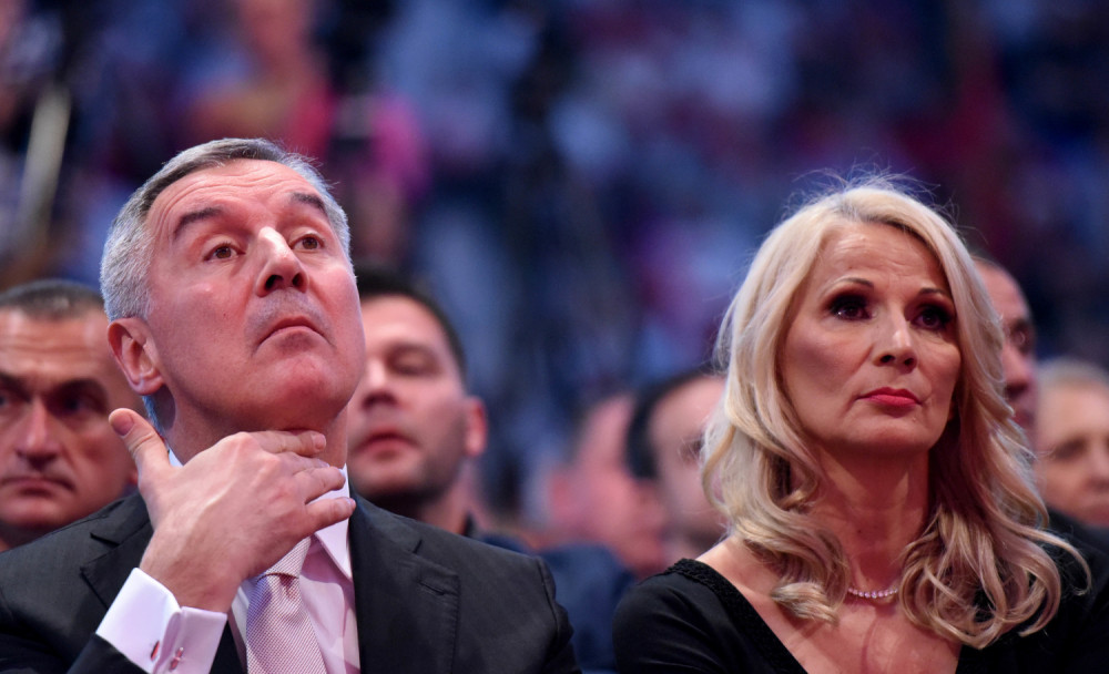 Milo tražio razvod zbog poznate voditeljke?! Mlađa je od njega 23 godine, a proširile su se glasine o trudnoći! (FOTO)