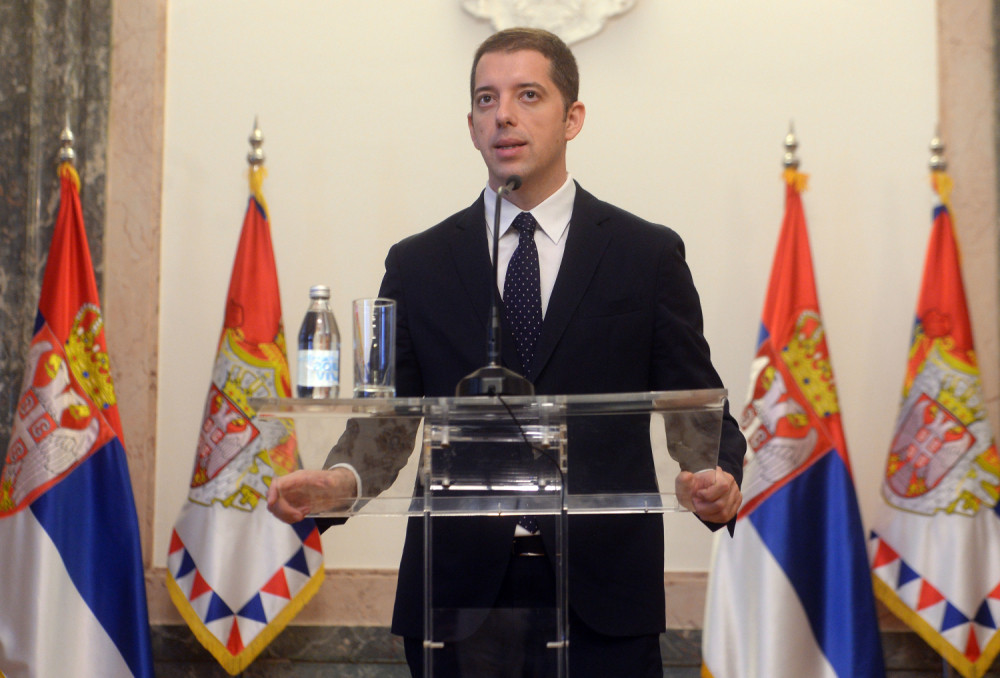 Kancelarija za KiM i Srpska lista osudile smenu Vesne Mikić