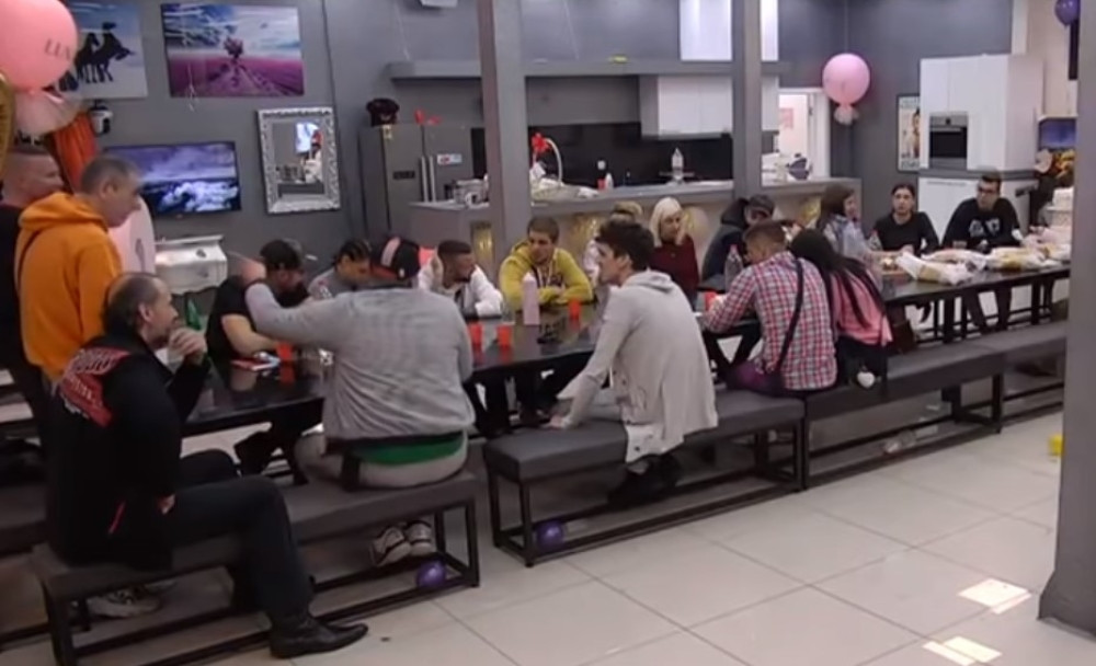 Evo ko je NOMINOVAN u "Zadruzi"! Voditelj saopštio GROZNE vesti i najavio ovo za samo par sati!