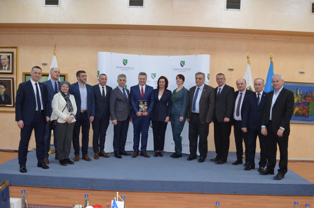 Pre protesta podržao Albance! Zbog ove fotografije koju je okačio - Đilas, Obradović i Jeremić likuju! (FOTO)