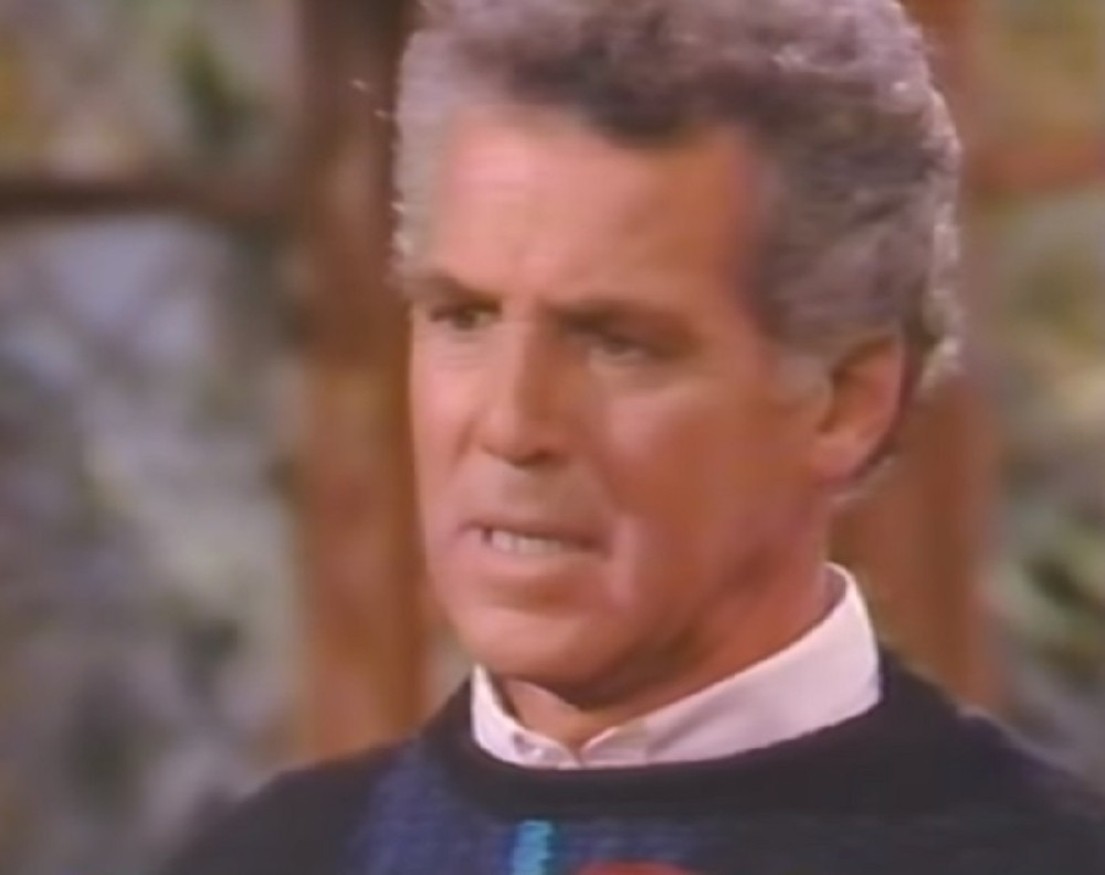 Preminuo poznati glumac! Obožavali ste da ga gledate u seriji u kojoj se proslavio!