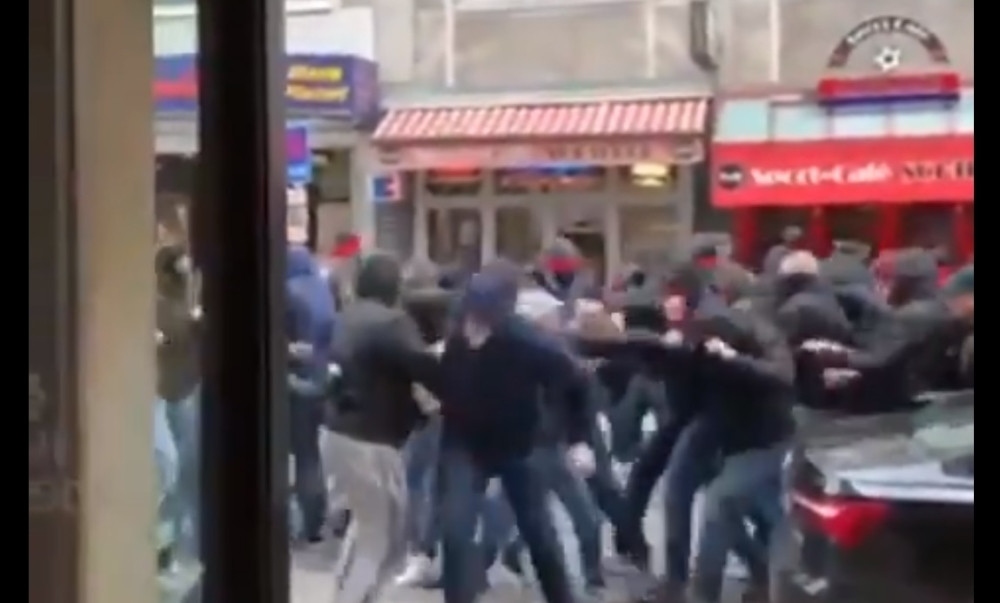 Haos na ulicama u Nemačkoj, zbog dogovorene "ferke" (VIDEO)