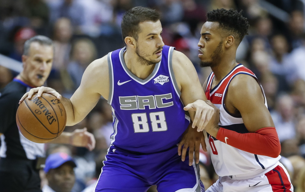 Bogdan i Bjelica uprkos dobrim brojkama nisu uspeli da spase Sakramento!