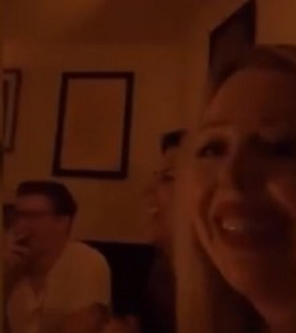 Ćerka Donalda Trampa uživa uz kolce i srpsku muziku (VIDEO)