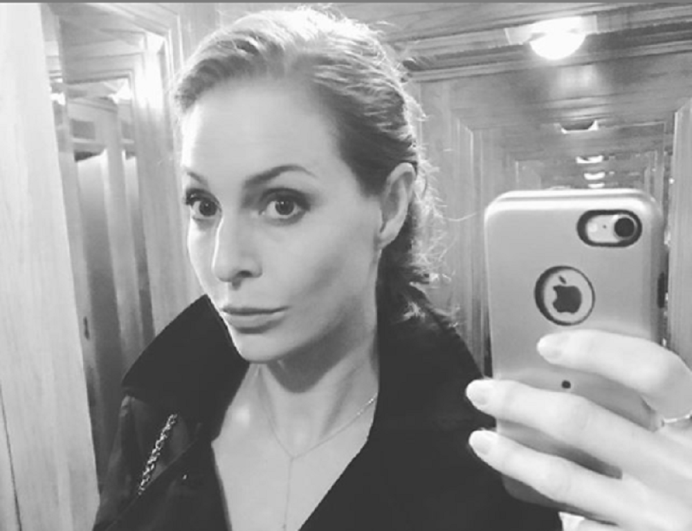 Zvezdu popularne serije BIČEVAO i mučio dečko, procurile zastrašujuće fotke, a ožiljci koje ima su JEZIVI! (FOTO)