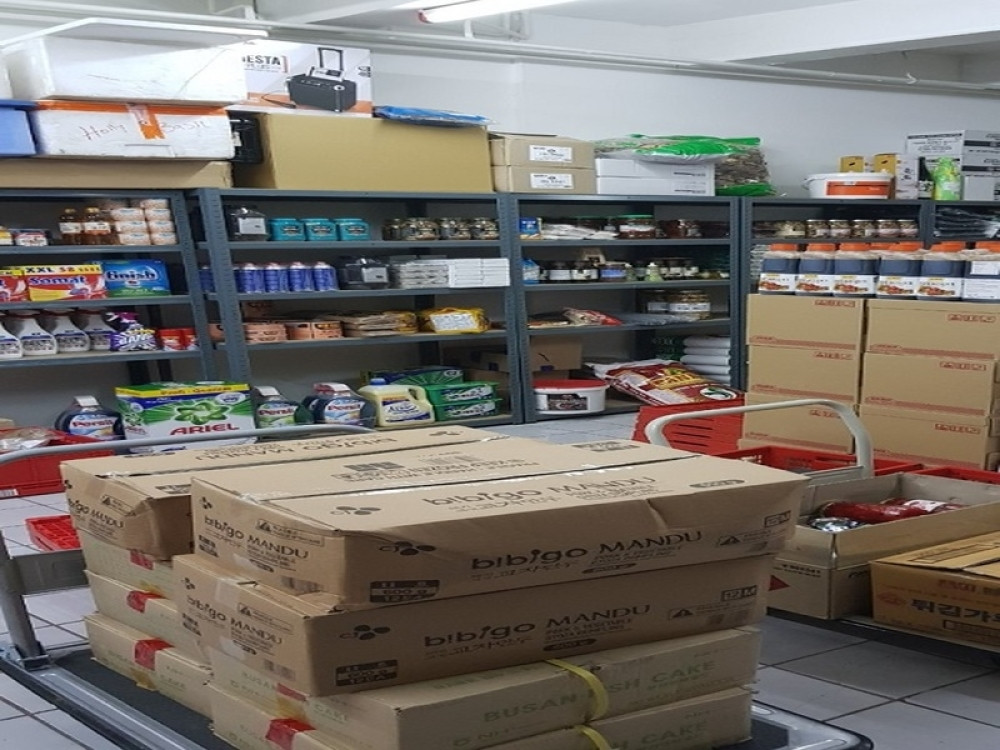 Maloletnici upali u magacin i napravili haos