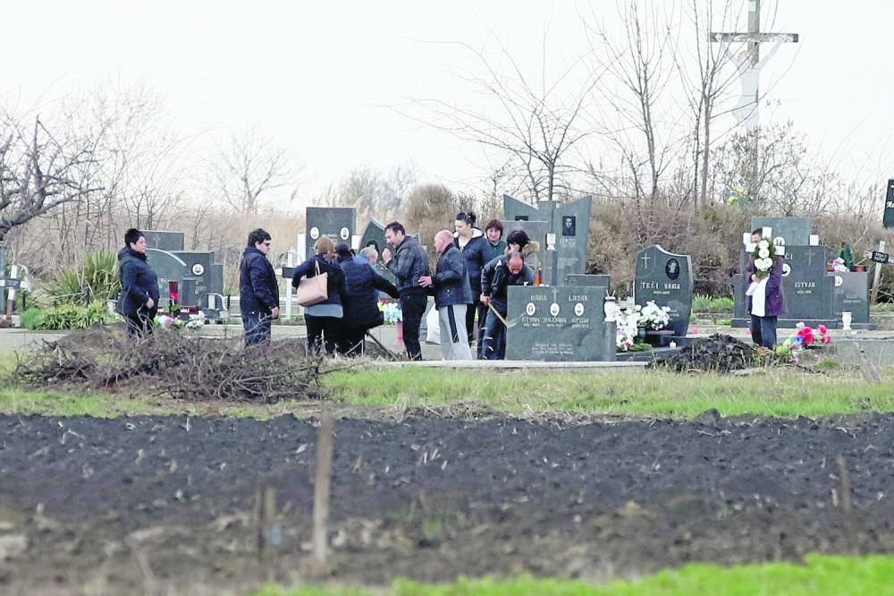 Gasio je vatru nadomak kuće, par minuta kasnije je preminuo!