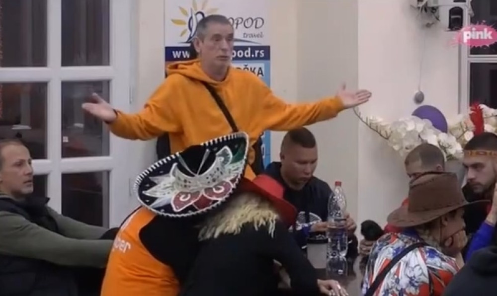 Imao je s*ks sa LJUBAVNICOM na dva metra od žene! Lepi Mića otkrio detalje koje gledaoci Zadruge nisu videli!