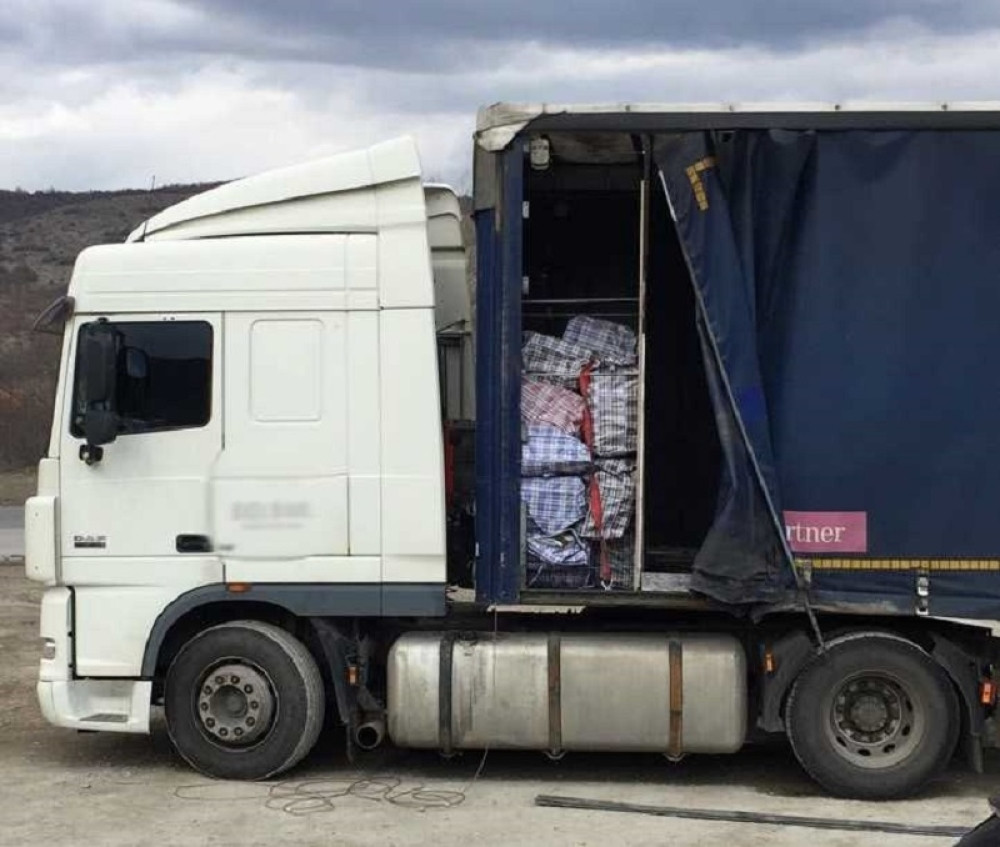 Drama u Novom Pazaru, kada su otvorili kamion pronašli su neočekivani, ali i ZABRANJENI TOVAR