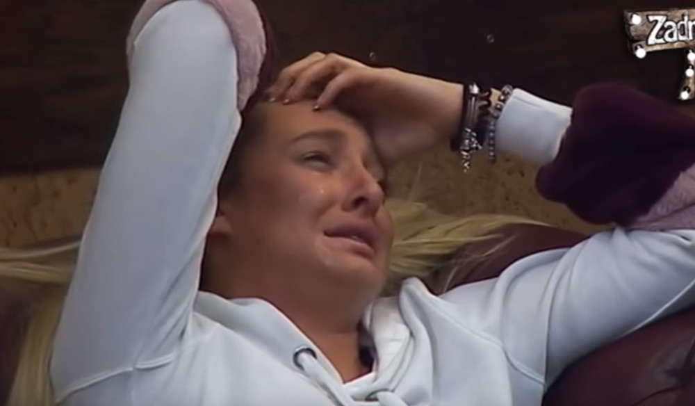 Luna doživela NERVNI SLOM zbog Gastoza, pa pomenula i SLOBU: Ja sam kur*a pa sam kur*a (VIDEO)