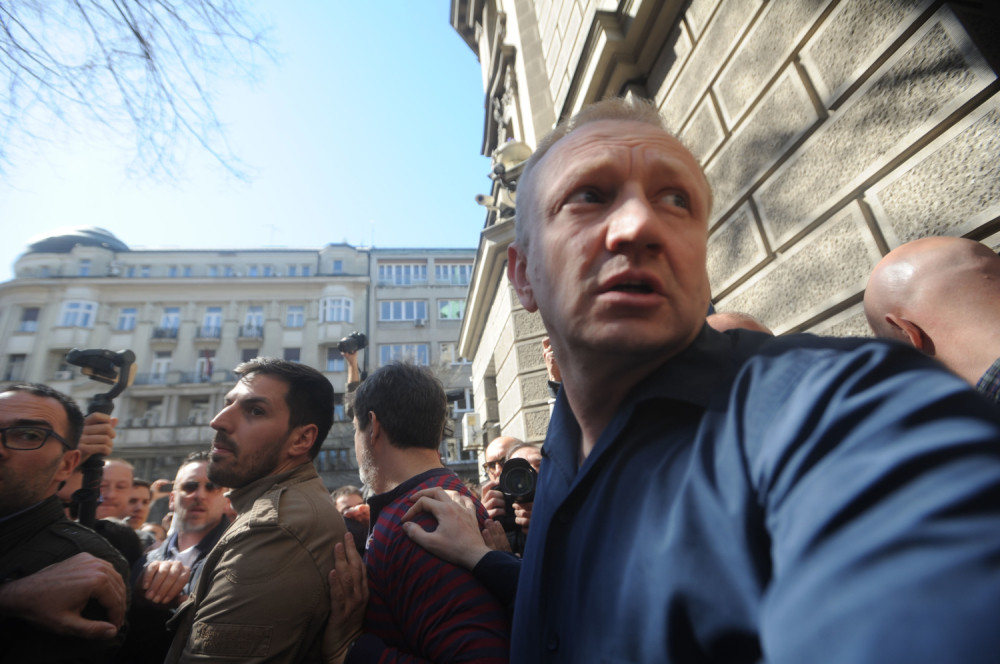 Đilas demonstrira jer želi da dođe na vlast, isplivao snimak koji sve otkriva! (VIDEO)