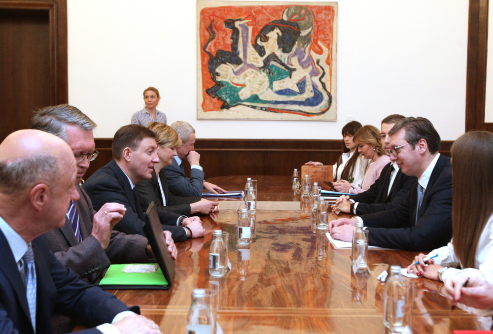 Srbija je kao mala i nezavisna zemlja na udaru mnogih jer niko ne voli neposlušne!