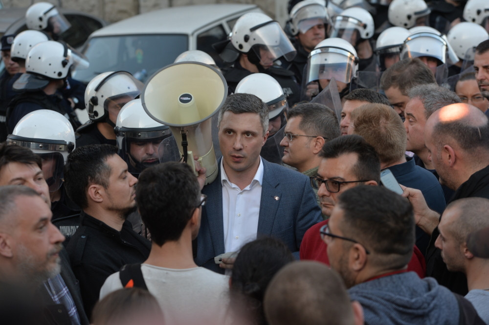 Odbijanje razgovora u Parlamentu neozbiljan i neodgovoran potez Saveza za Srbiju