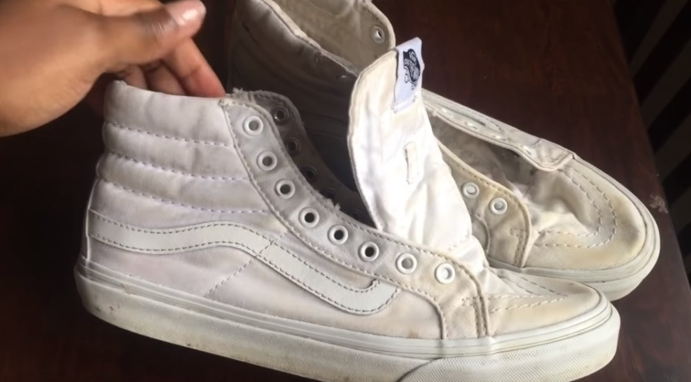 Da bele patike zaista budu bele! Uz ovaj trik uvek će izgledati kao nove!