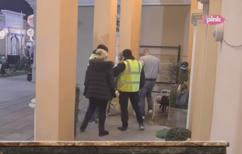 Miki BESNI po Zadruzi, nasrnuo na Suzanu zbog Čolaka: Pi*ka ti materina! (VIDEO)