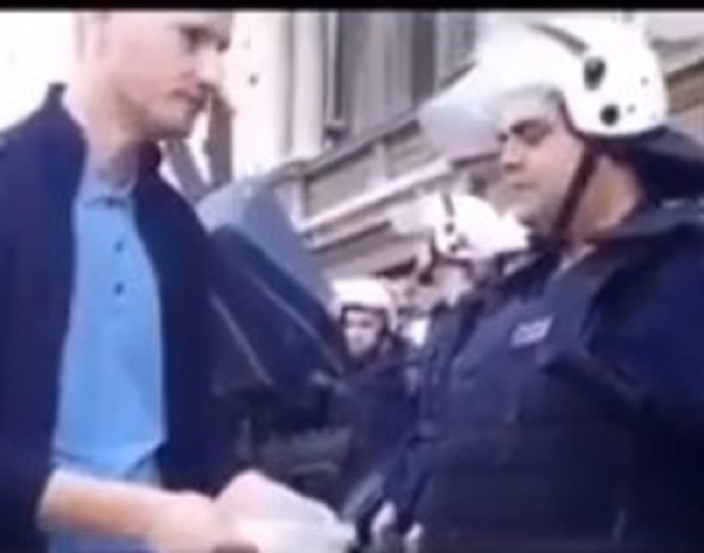 Đilas naredio Balši: Idi podeli im banane, oni su majmuni!