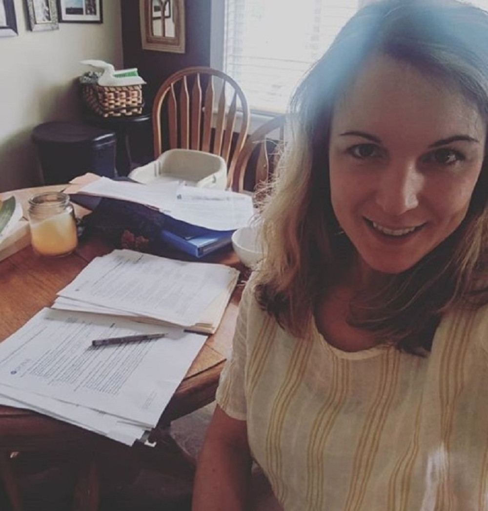 Julija 100 dana provela u istoj odeći! Razlog će vas ZAPANJITI!