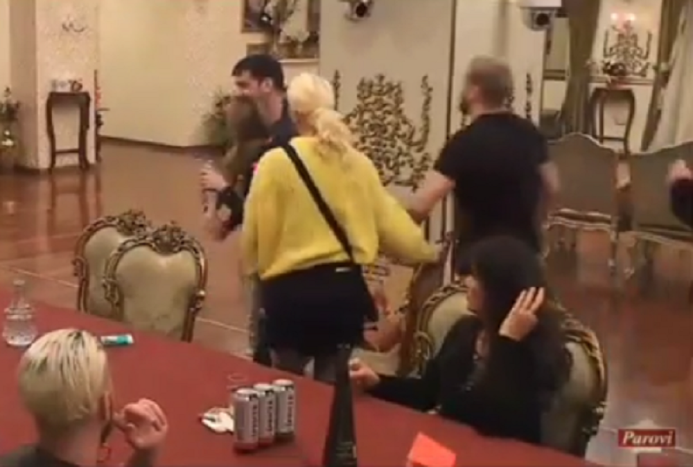 U vili Parova situacija se menja iz minuta u minut! Sukob njih dvoje je potresao sve!