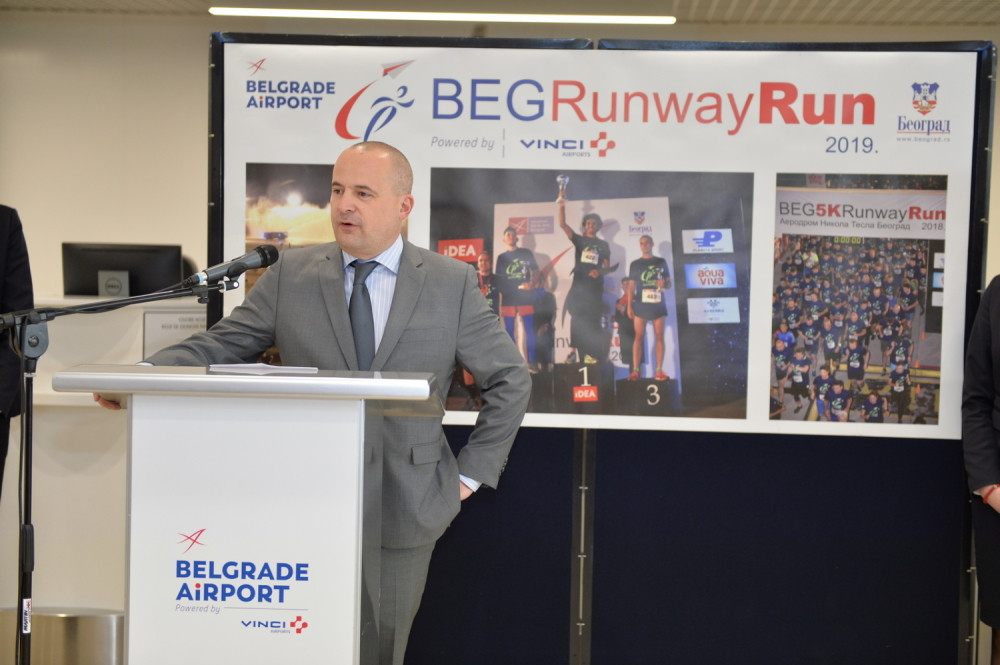 Maraton koji promoviše Beograd, trka na aerodromu!