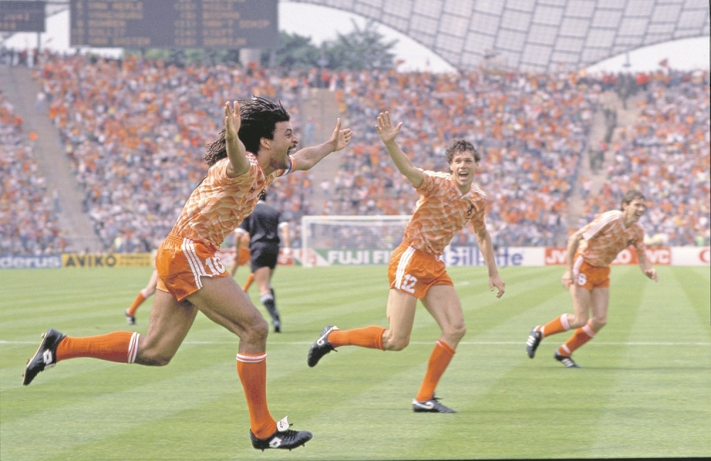 Beograd, Panenka, Van Basten, Grčka...