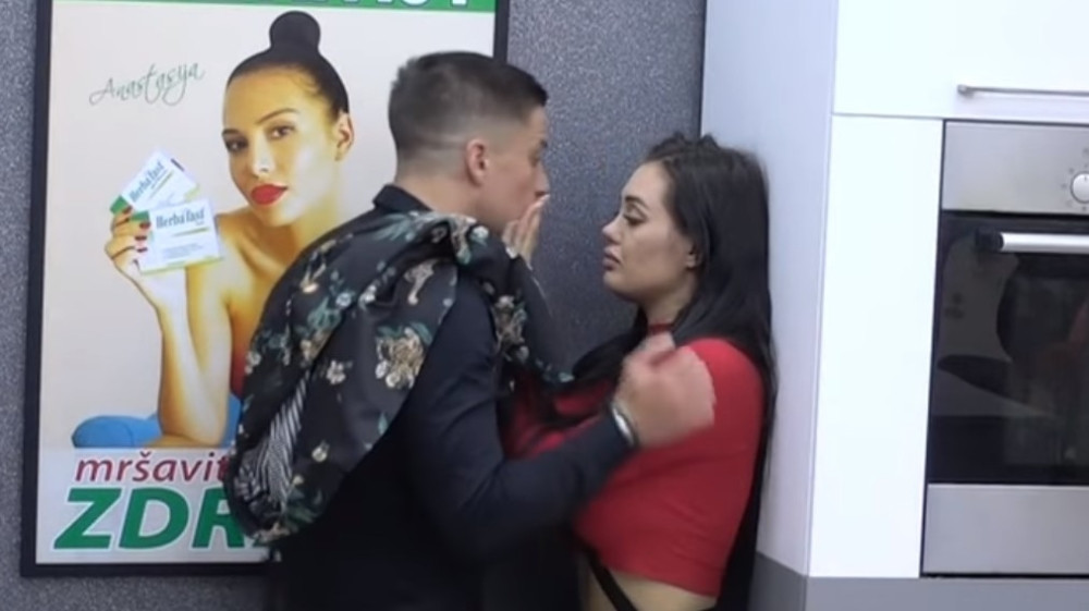 Lazar priznao da njegove drugarice PROSTITUTKE poznaju Anu Korać! Pričale su mu o njoj najprljavije stvari!