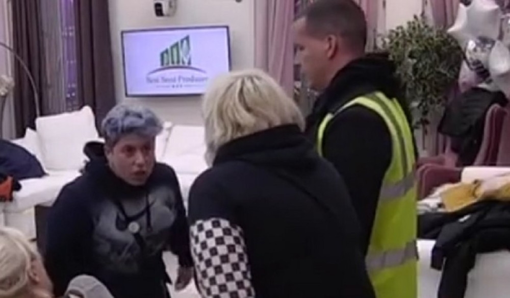 Matora i Zorica u žestokom klinču! Fizionomiju ću ti promeniti! Mafijašice!