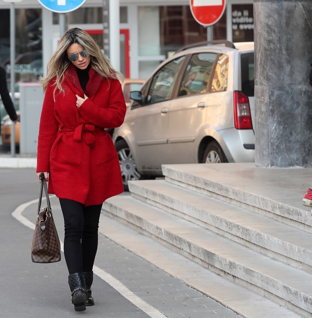 Majin muž progovara polovinom maja