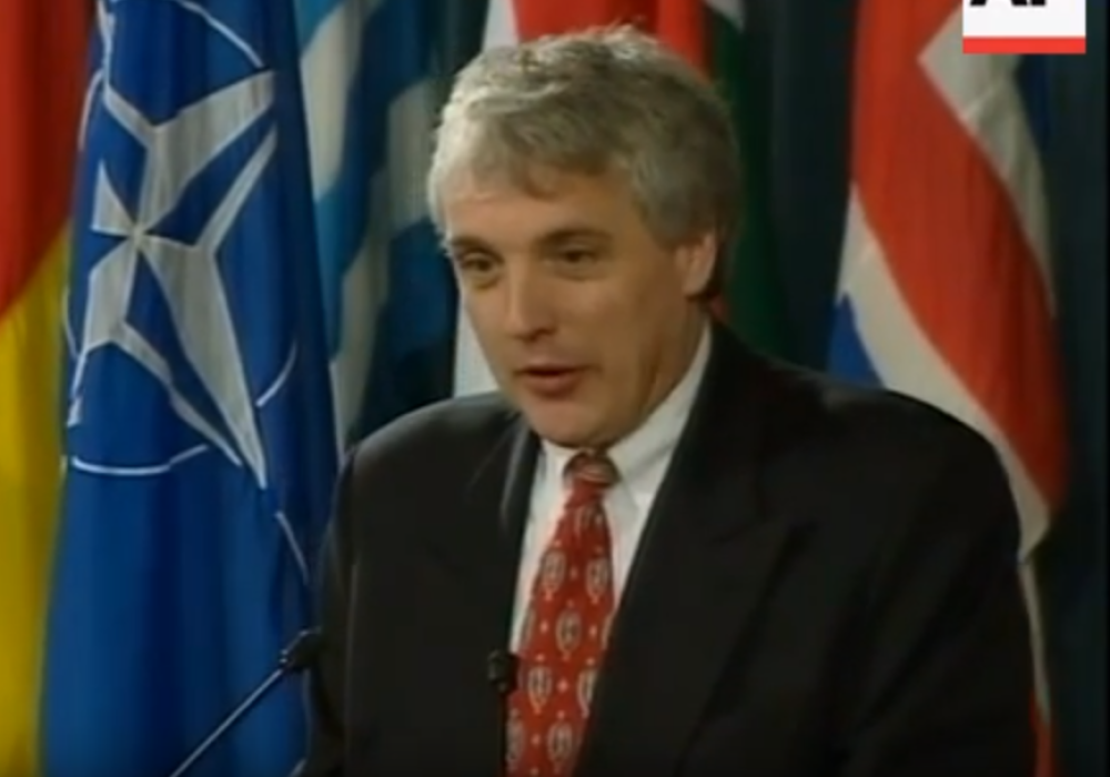 Bio je JEZIK ALIJANSE tokom NATO agresije, sada je otkrio šta stvarno misli o bombardovanju Srbije!