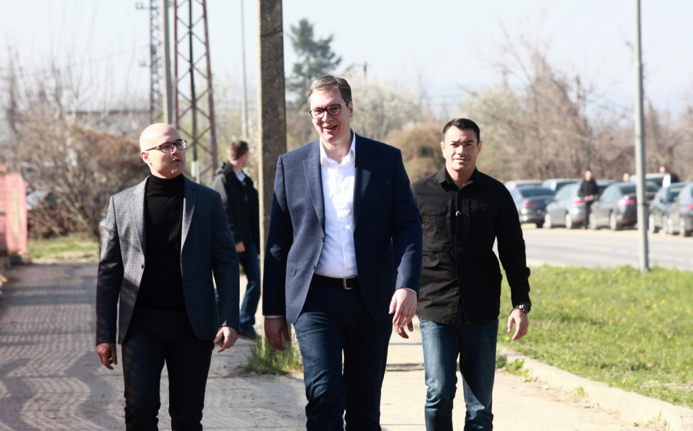 U ponedeljak zaseda Predsedništvo SNS, Vučić prelomio!