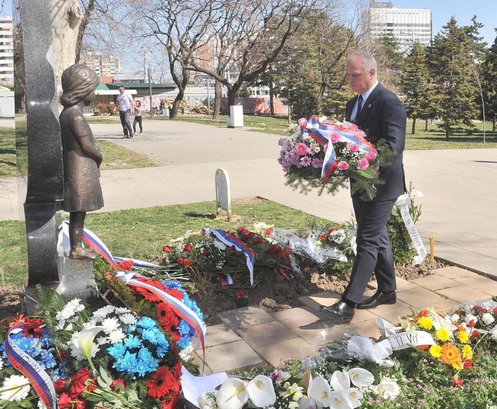 Vesić: Ubistvo male Milice i druge dece oslikava bezumnost i težinu NATO zločina nad Srbima