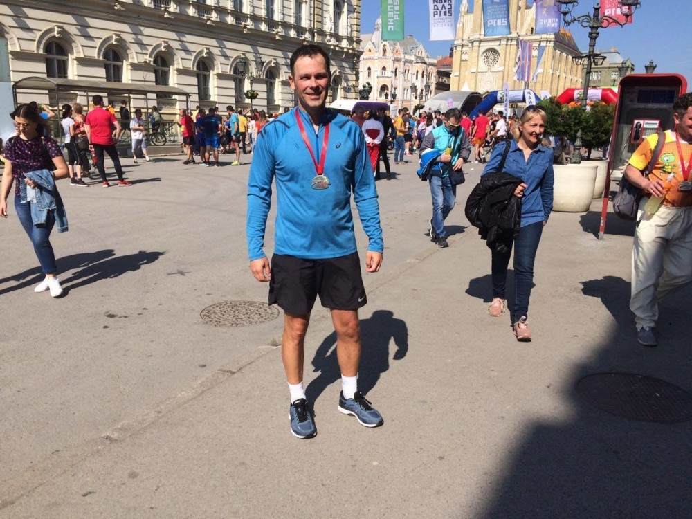 Siniša Mali oborio lični rekord na Novosadskom polumaratonu (VIDEO)