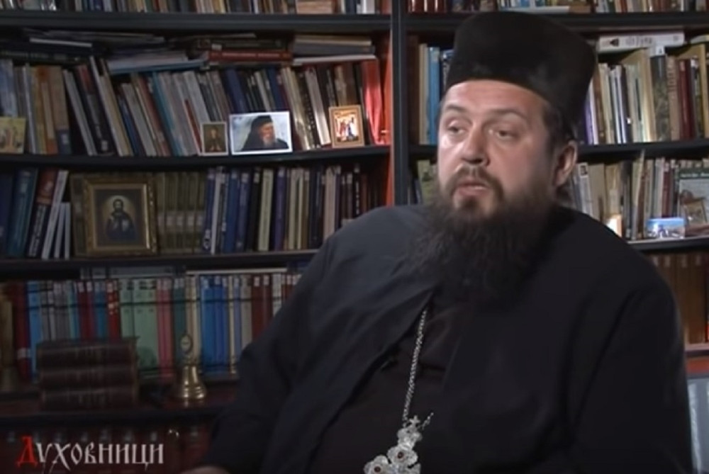 Brat Miloša Bikovića otkriva zašto se ZAMONAŠIO i kako je došlo do DUPLOG RAZVODA njegovih roditelja